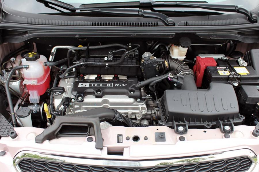  Chevrolet Spark 2013 года  (фото 35 из 204)